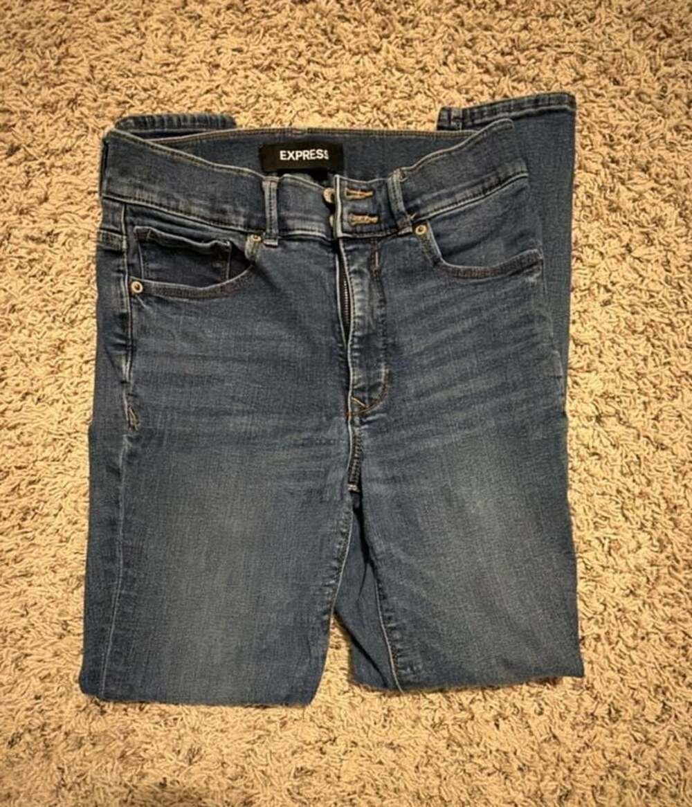 Express Denim Perfect High Rise Cropped Legging Jeans Size 6